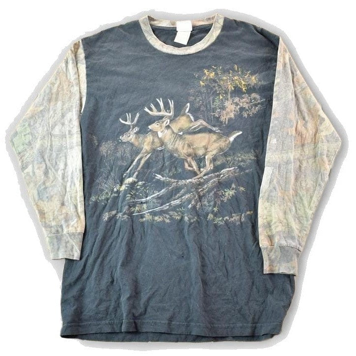 Vintage 1990s Realtree Camo Triple Deer Outdoorsman Crewneck Sweatshirt Mens L from propervintagecanada