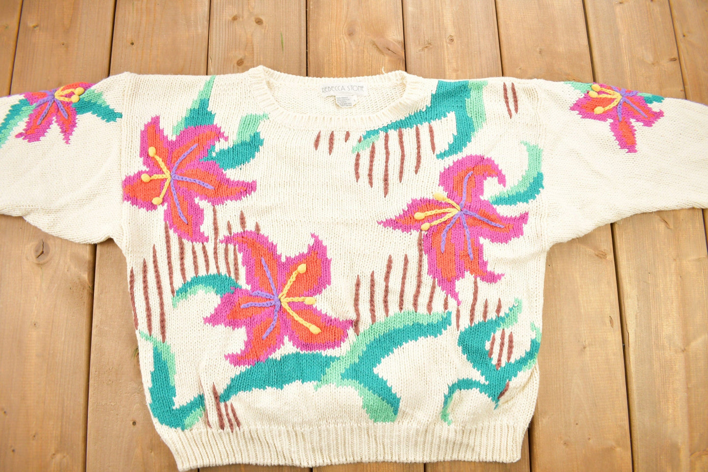 Vintage 1990s Rebecca Stone Floral Embroidered Knitted Sweater Women's M from propervintagecanada