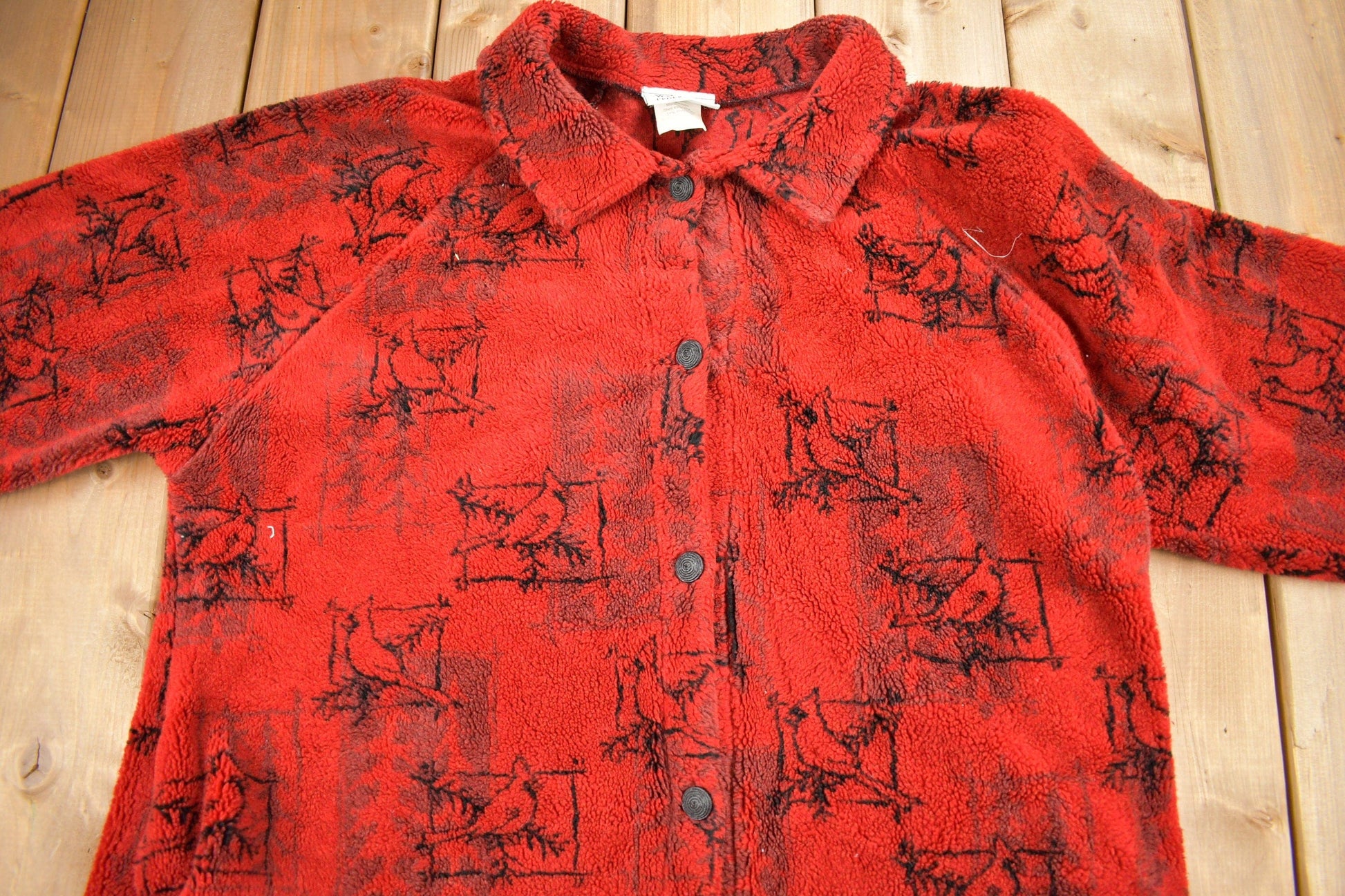 Vintage 1990s Red Cardinal Theme Fleece Sweater Men's XL from propervintagecanada