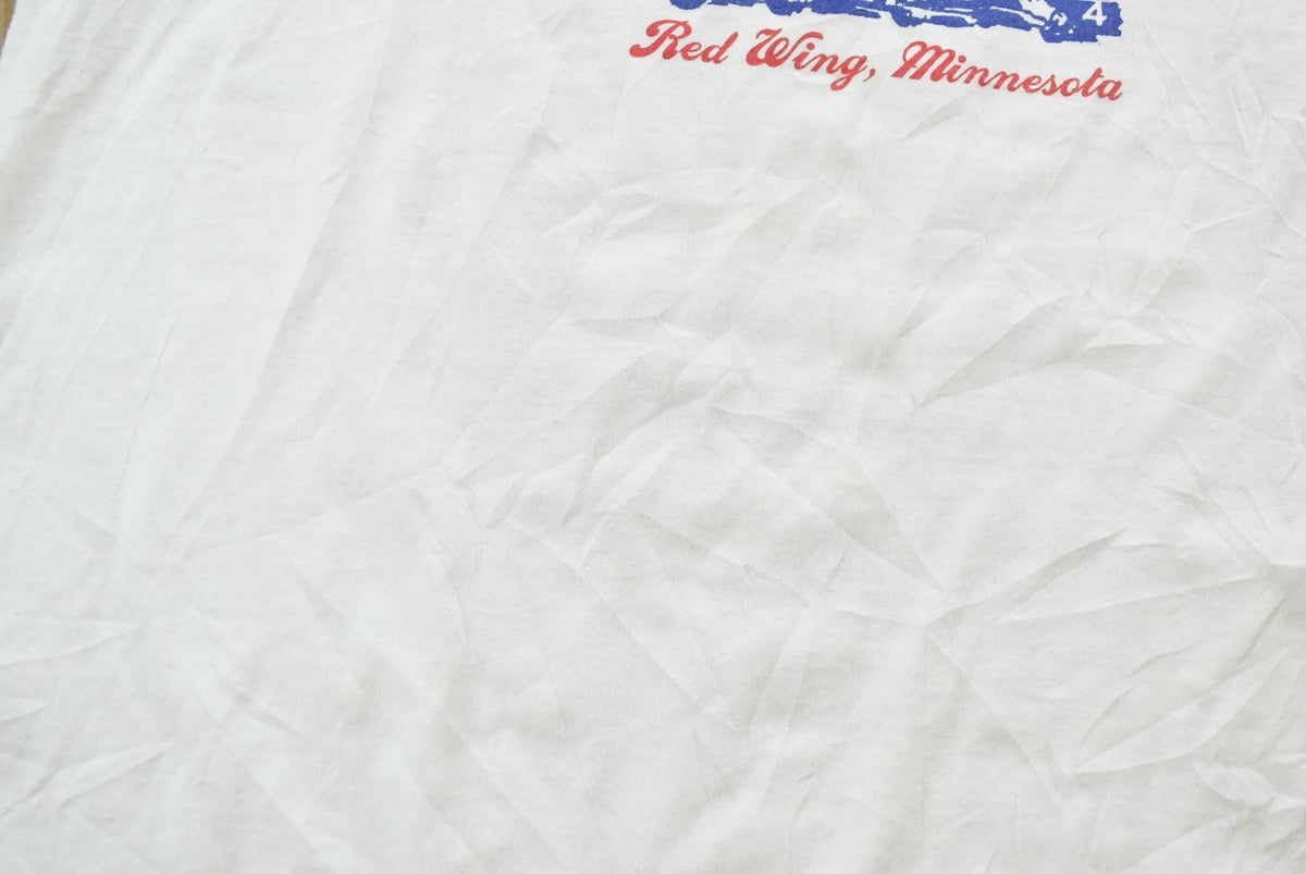 Vintage 1990s Red Wing Minnesota Stock Car Races T-Shirt Men's Large from propervintagecanada