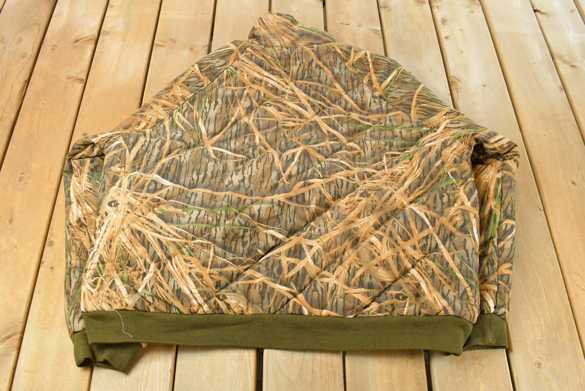 Vintage 1990s Remington Tree Camo Reversible Jacket Men's 2XL from propervintagecanada