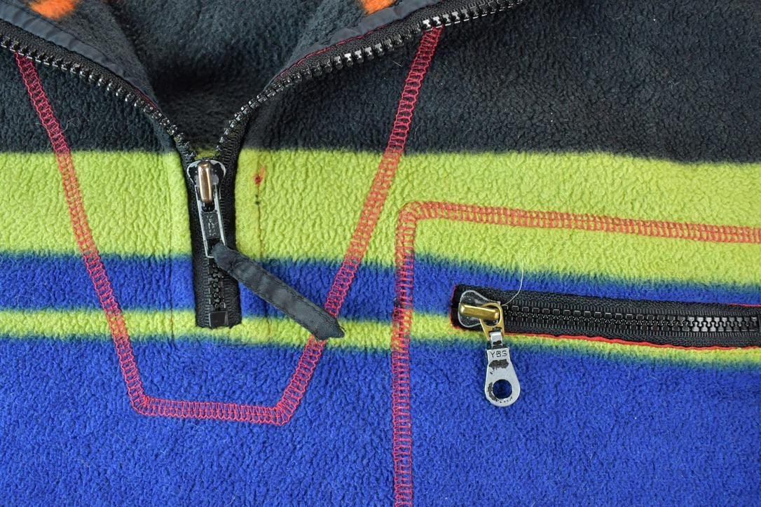 Vintage 1990s Retreat Fleece Outdoorsman Sweater Men's Large from propervintagecanada