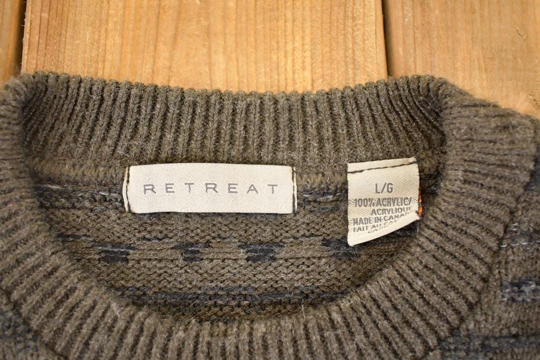 Vintage 1990s Retreat Knit Abstract Sweater Men's XL from propervintagecanada