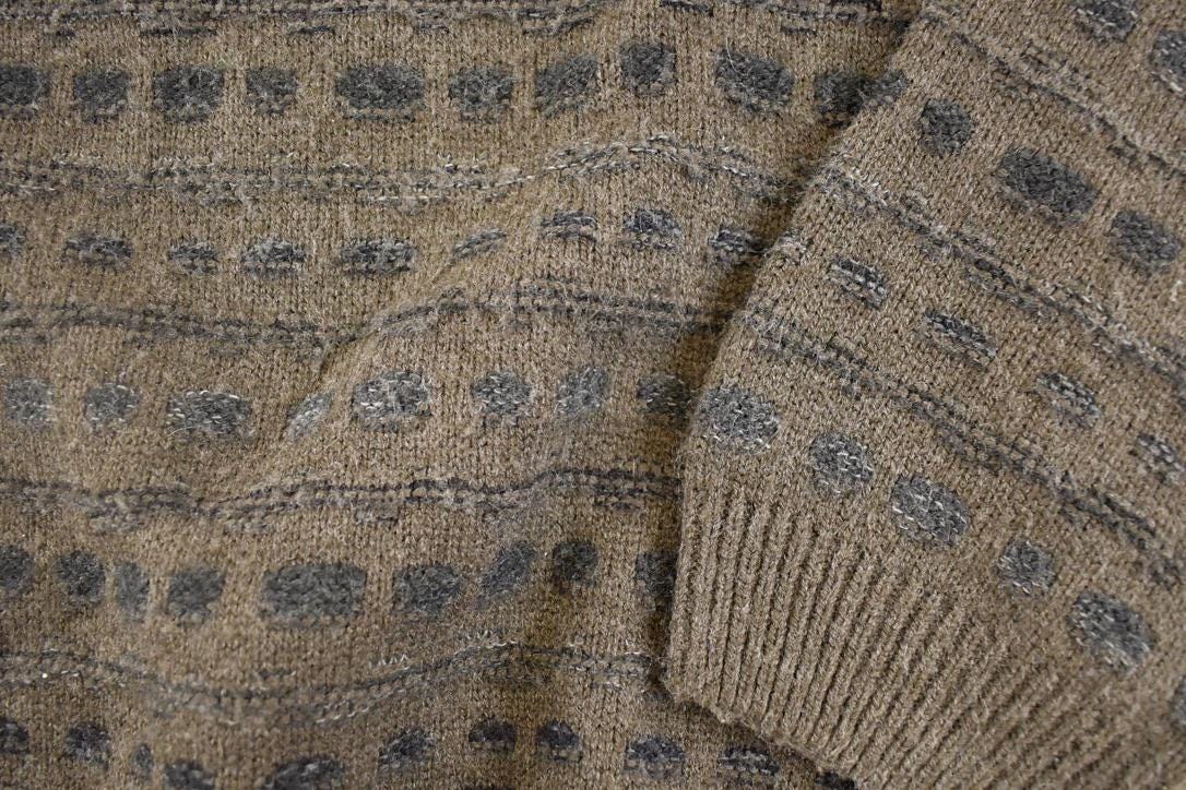 Vintage 1990s Retreat Knit Abstract Sweater Men's XL from propervintagecanada