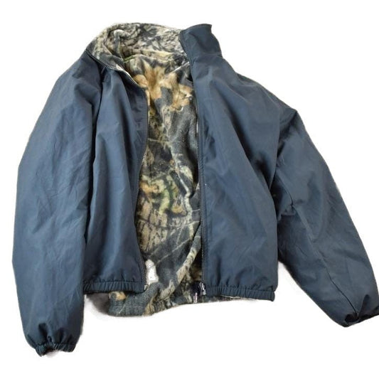 Vintage 1990s Reversible Realtree Camo Outdoorsman Light Jacket Sweatshirt Men's Small from propervintagecanada