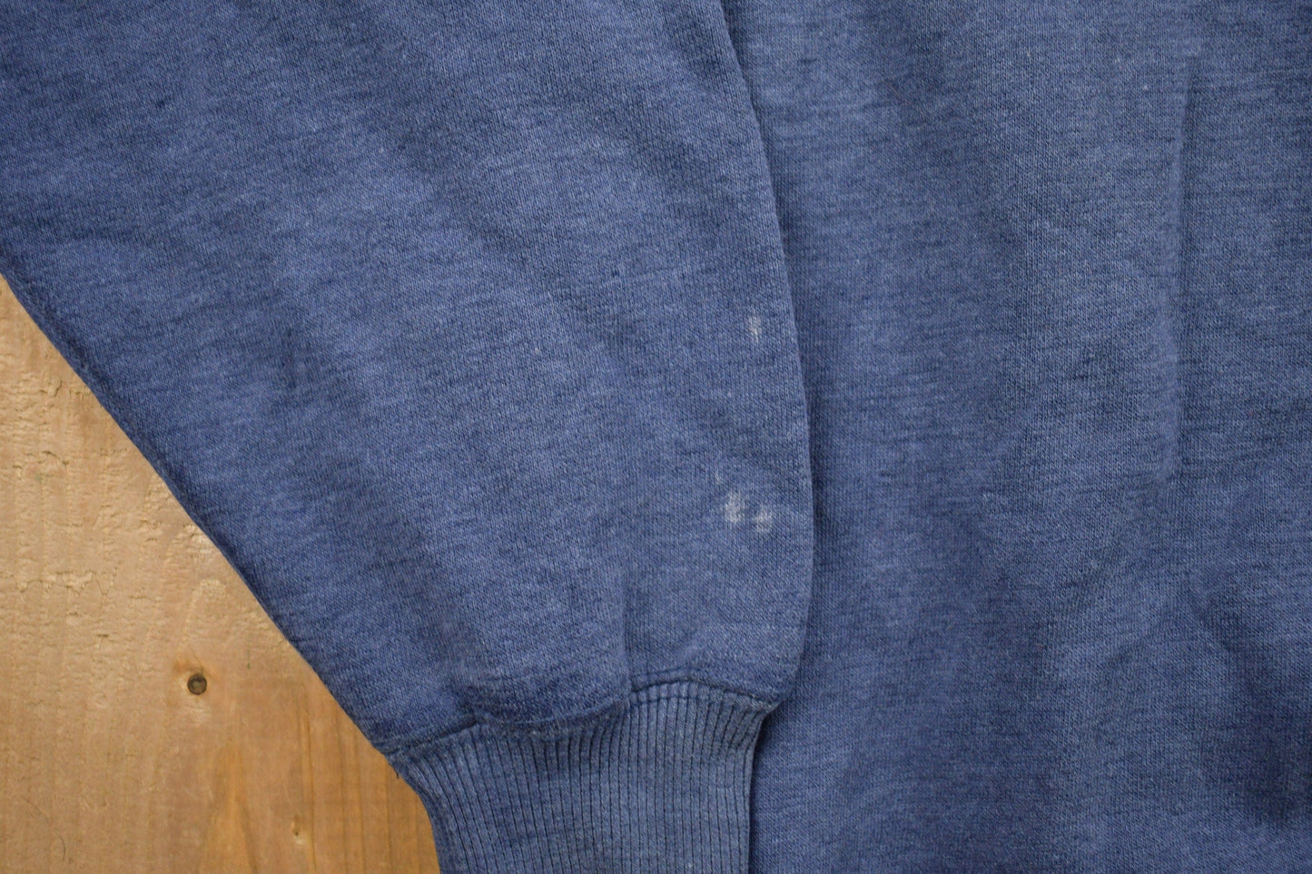 Vintage 1990s Rib Mountain Wisconsin Skiing Crewneck Sweatshirt Men's Medium from propervintagecanada