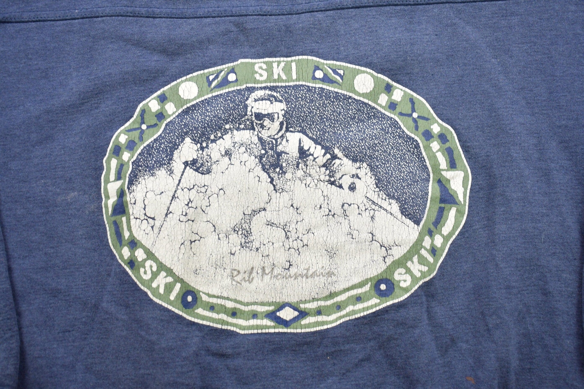 Vintage 1990s Rib Mountain Wisconsin Skiing Crewneck Sweatshirt Men's Medium from propervintagecanada