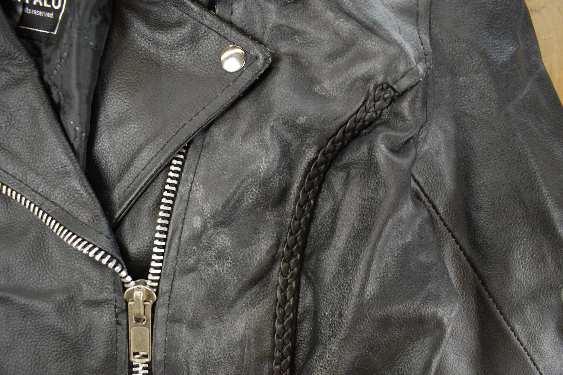 Vintage 1990s Rocky Mountain Hide Leather Motorcycle Jacket Women's S from propervintagecanada
