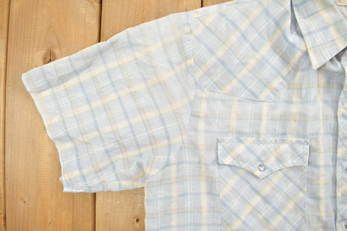 Vintage 1990s Roebucks Flannel Button Up Shirt Men's Large from propervintagecanada