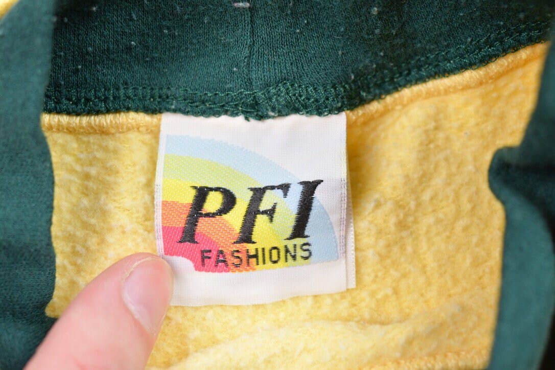 Vintage 1990s Rooster Theme Crewneck Sweater from propervintagecanada