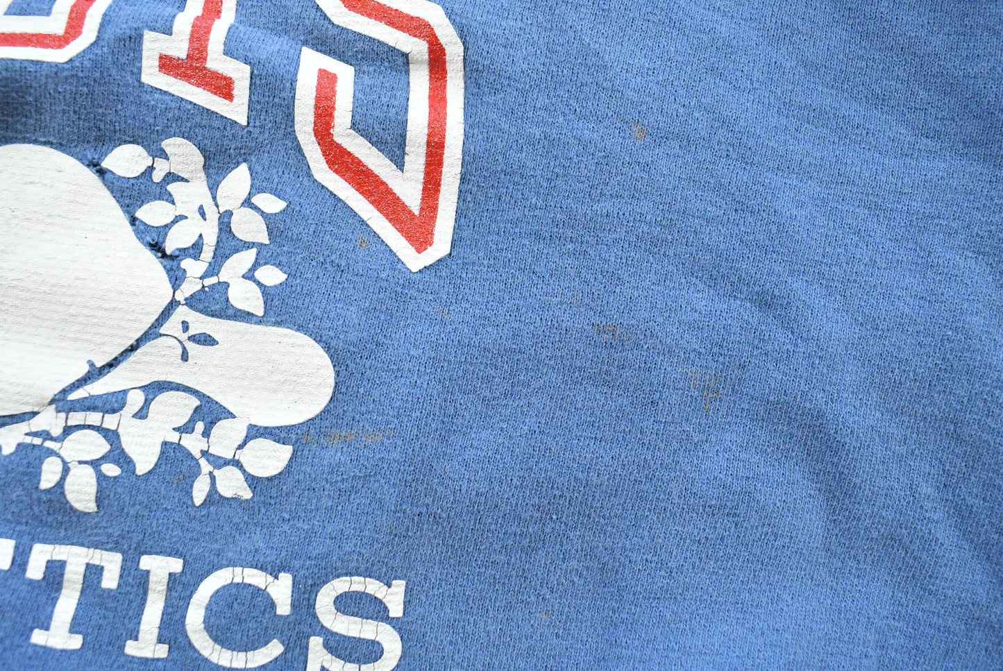Vintage 1990s Roots Athletics Crewneck Sweatshirt Mens XL from propervintagecanada