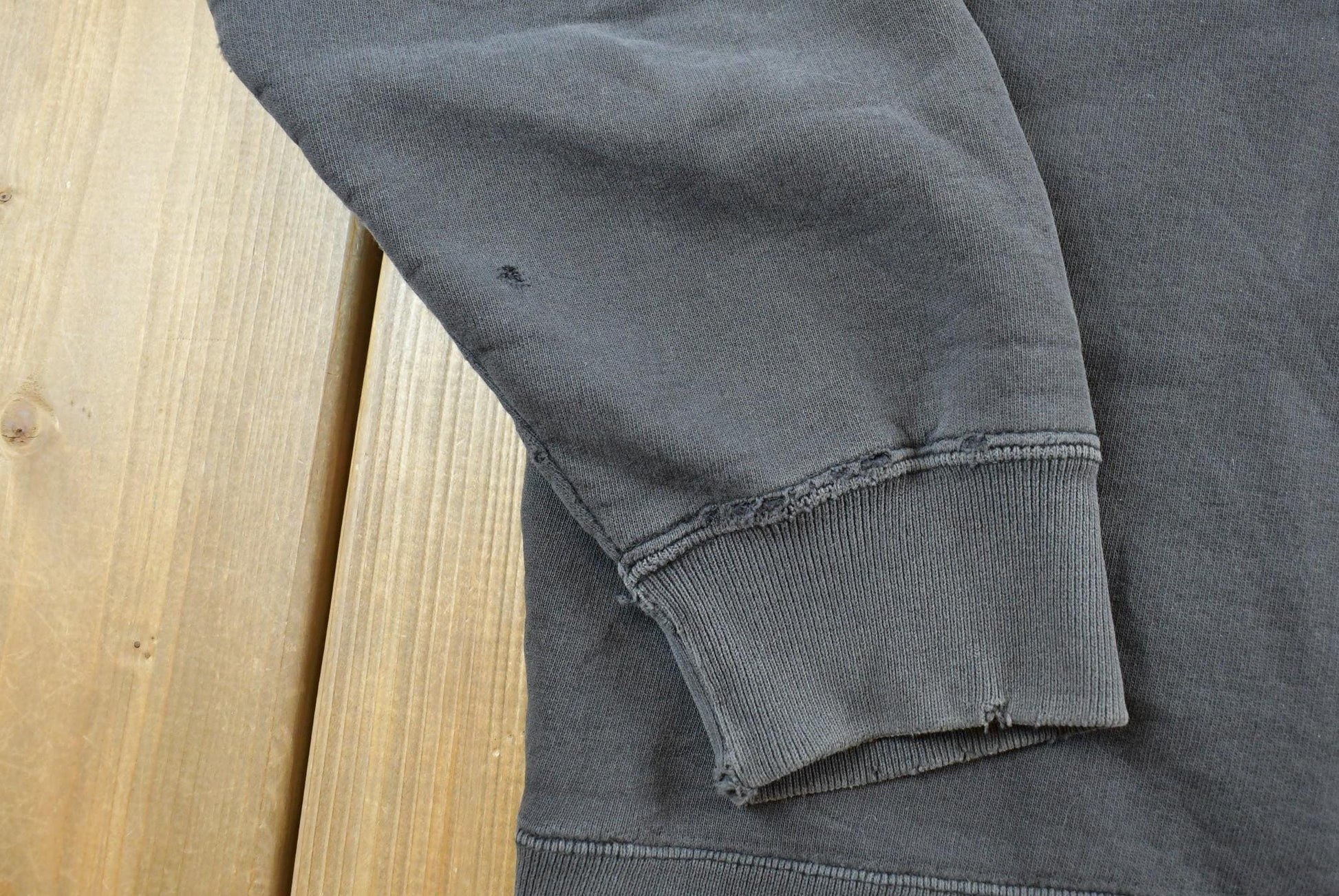 Vintage 1990s Roots Quarter Zip Sweatshirt Men's XL from propervintagecanada
