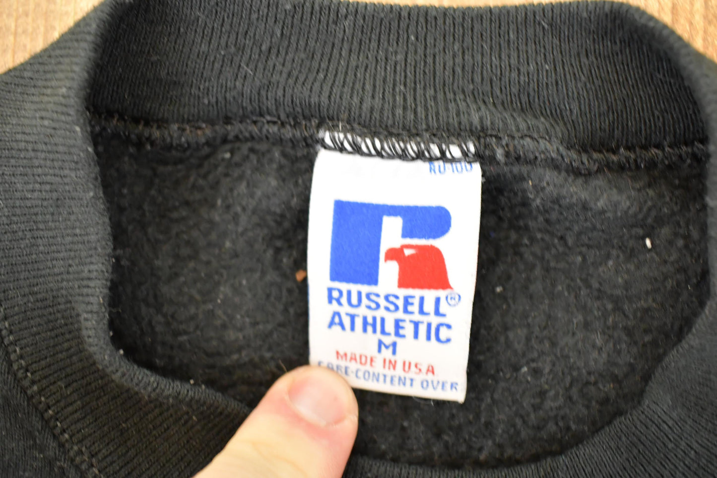 Vintage 1990s Russell Athletic Bauer Hockey Graphic Print Crewneck Sweatshirt Mens M / Made In USA / Vintage Winter Sportswear from propervintagecanada