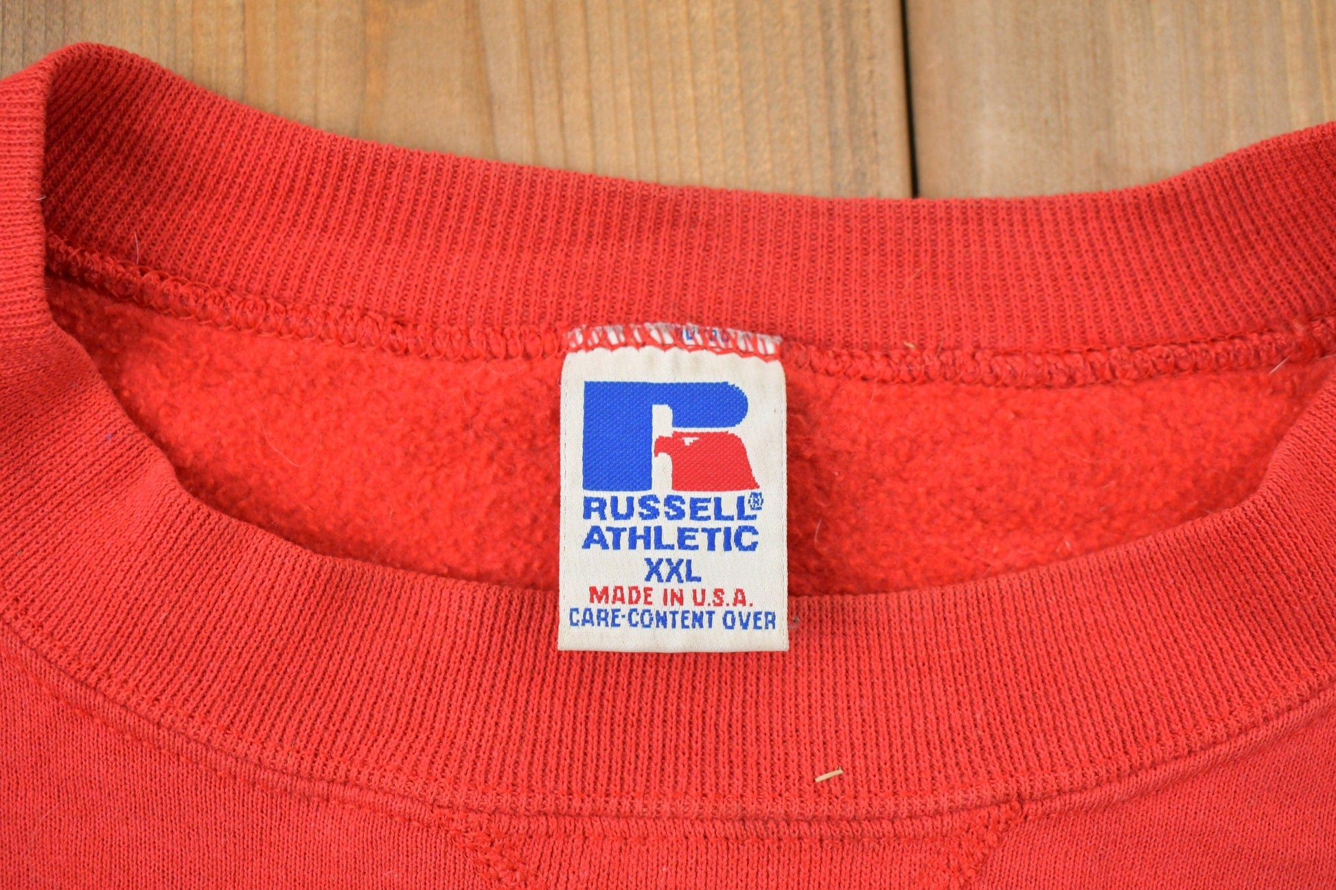 Vintage 1990s Russell Athletics Detroit Red Wings NHL Graphic Sweatshirt Men's 2XL from propervintagecanada