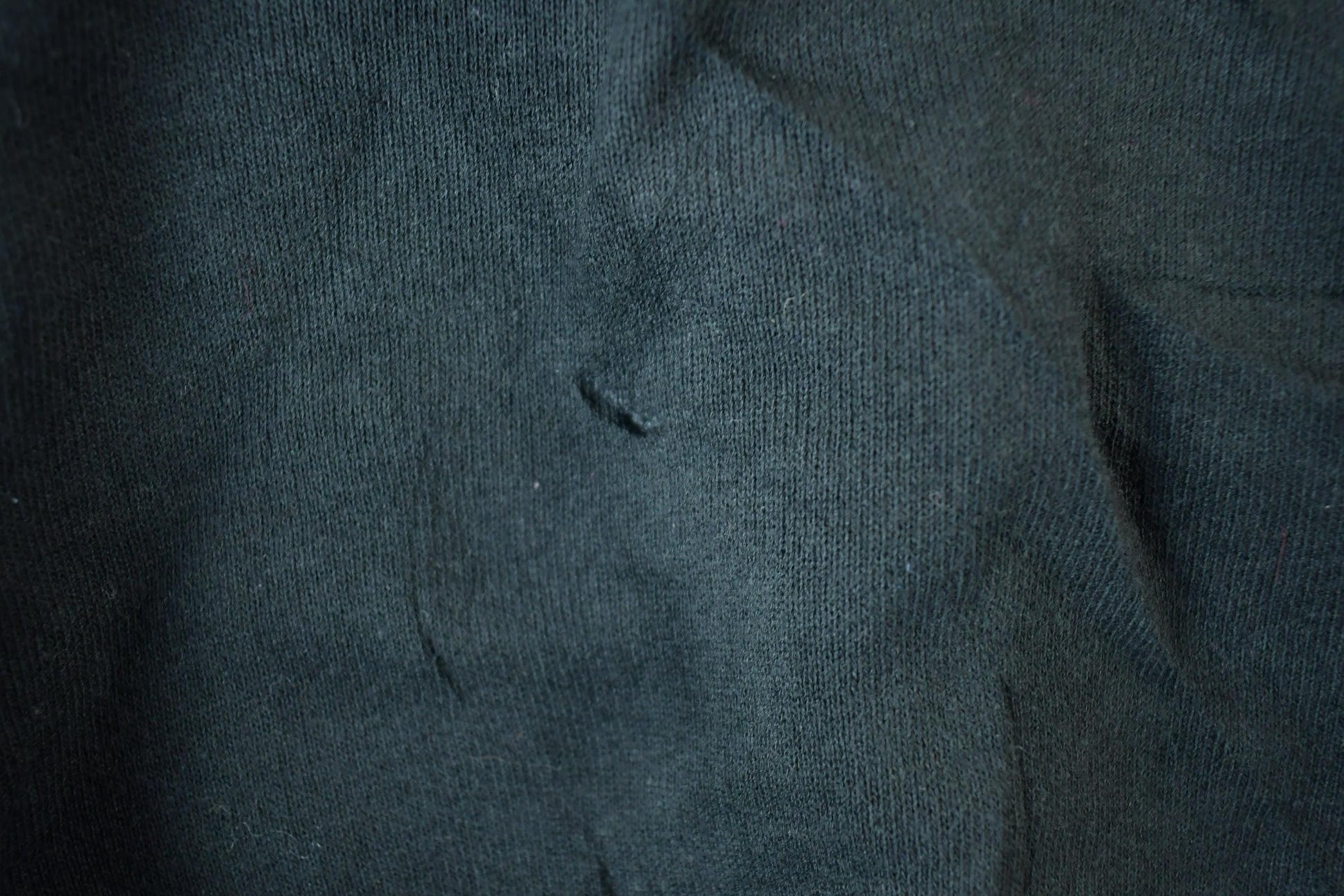 Vintage 1990s Russell Castrol Crewneck Sweatshirt Men's XL from propervintagecanada