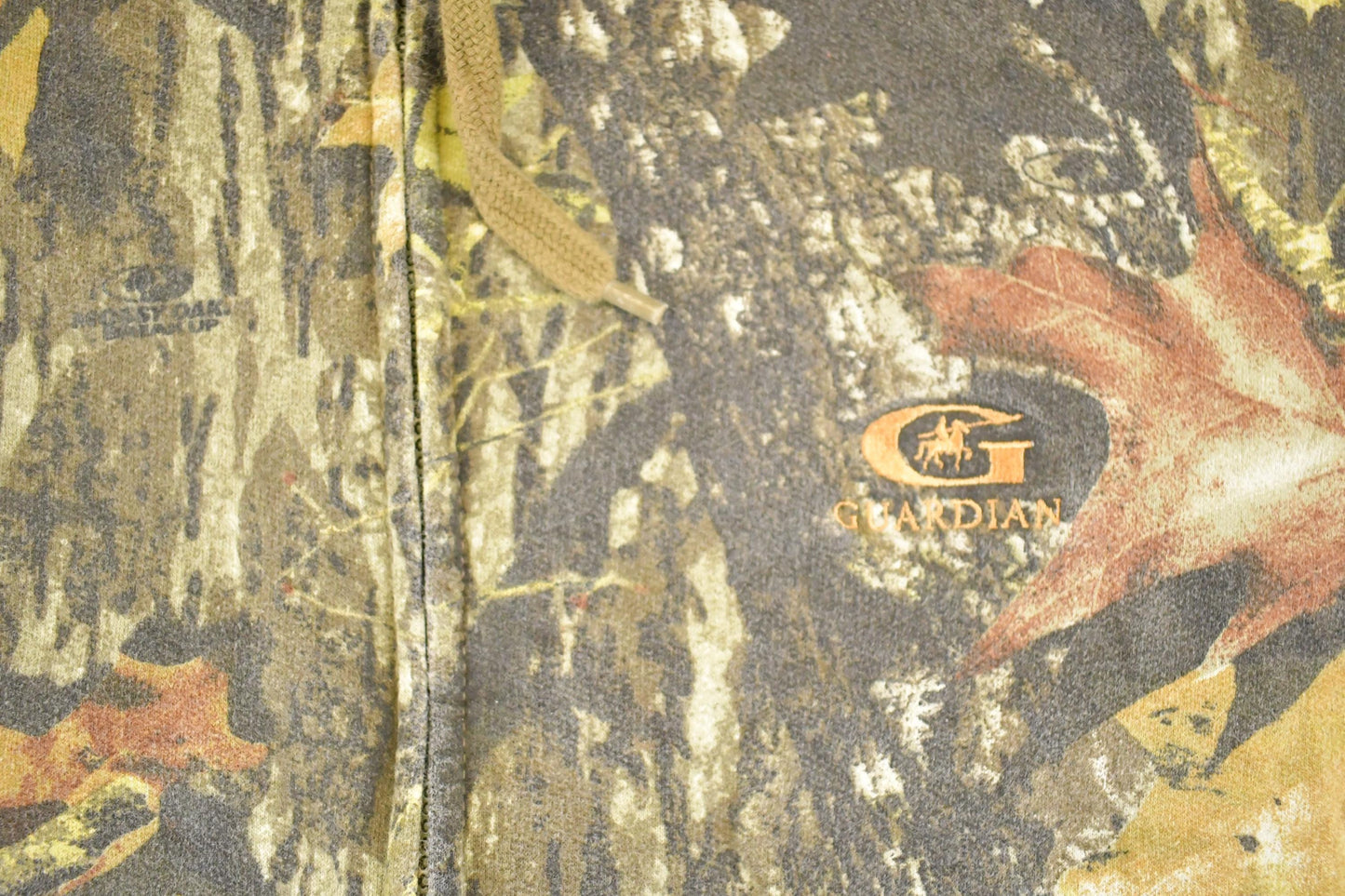 Vintage 1990s Russell Outdoors Realtree Camo Hoodie Sweatshirt Men's XL from propervintagecanada
