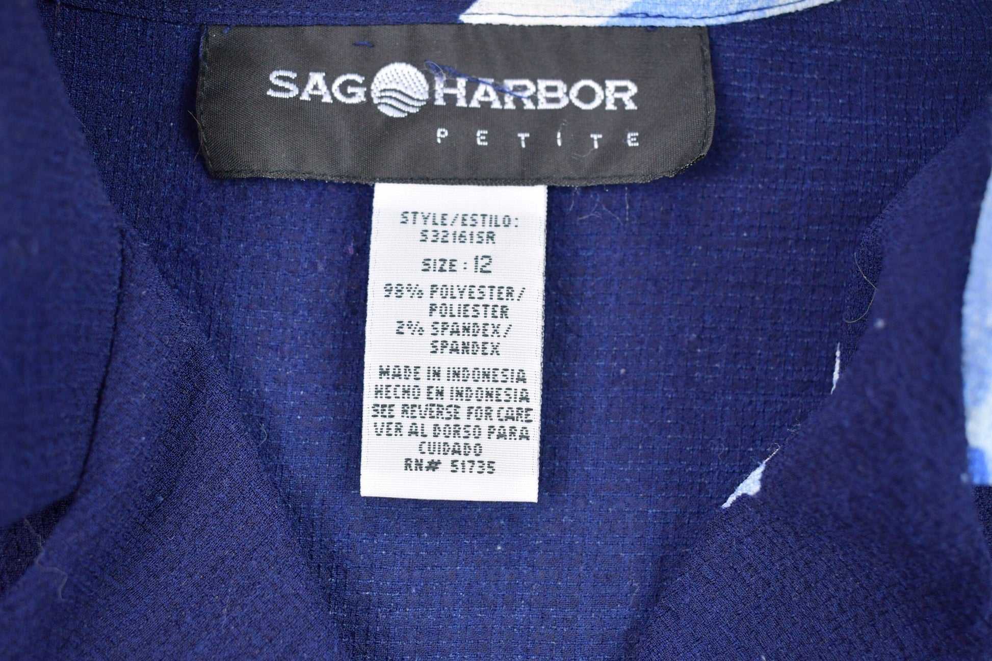 Vintage 1990s Sag Harbor Floral Button Up Shirt Men's Large from propervintagecanada