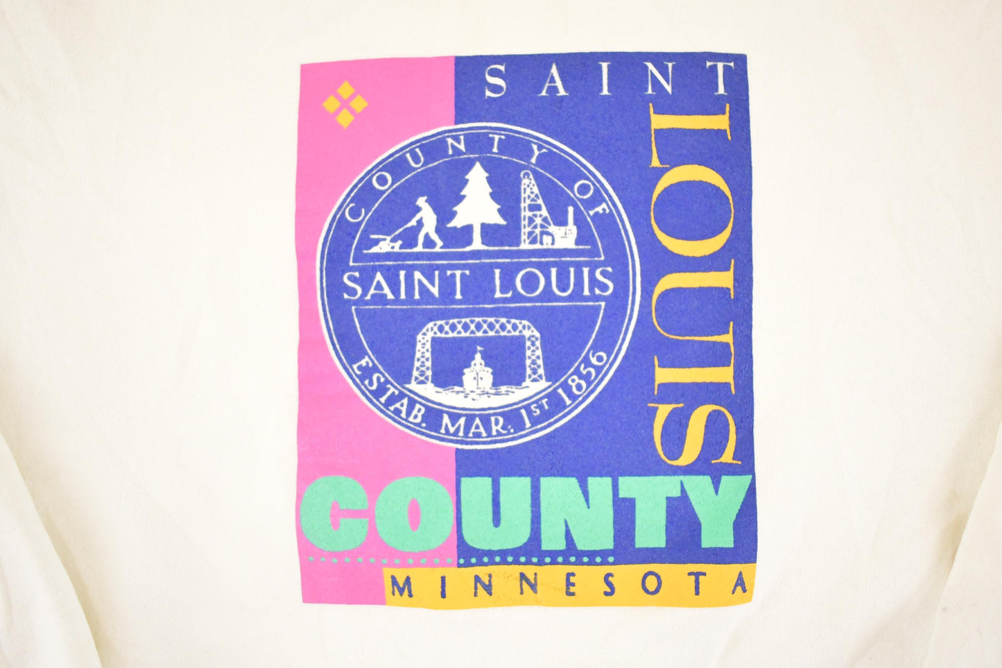 Vintage 1990s Saint Louis County Minnesota Souvenir Crewneck Sweatshirt Men's M from propervintagecanada