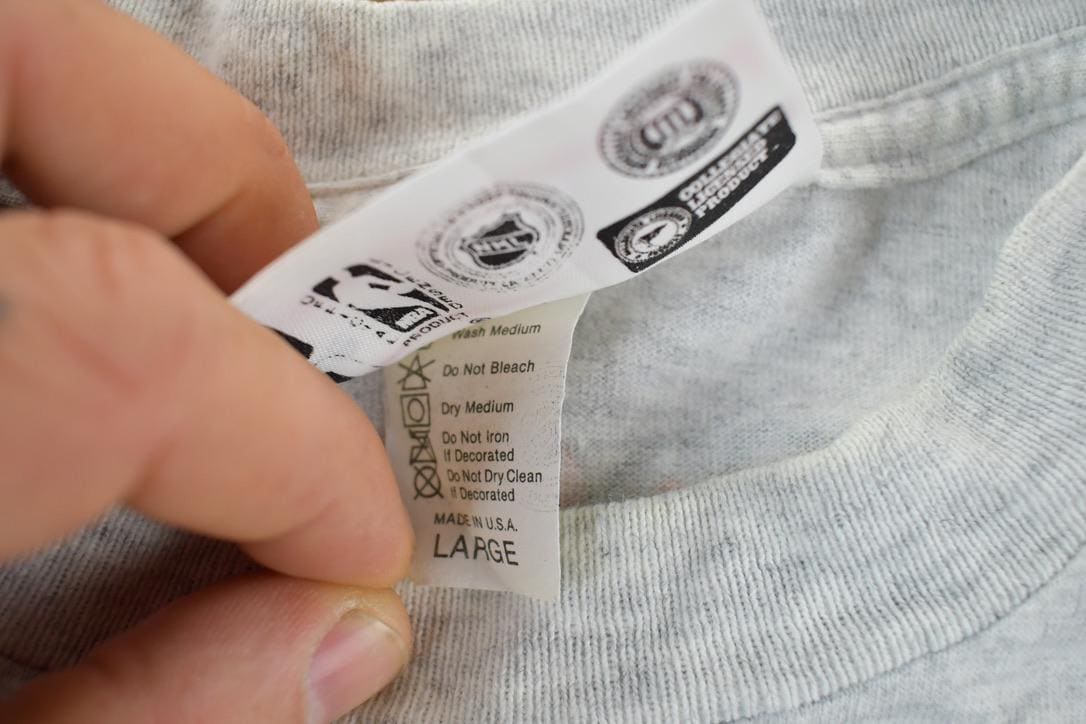 Vintage 1990s San Francisco Giants MLB Graphic T-Shirt Men's Large from propervintagecanada