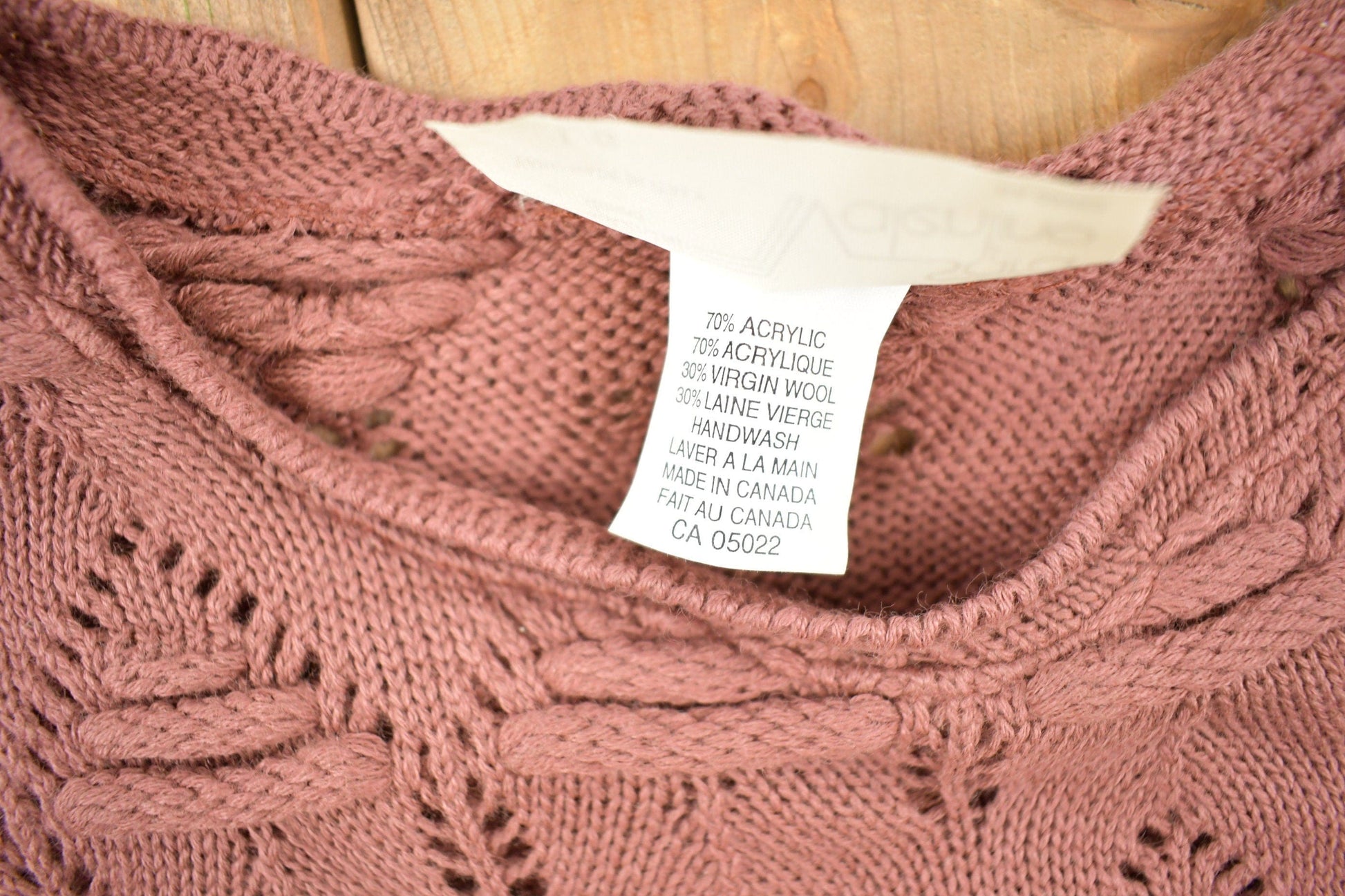Vintage 1990s Sara Valentina Yarn Knit Sweater Men's Large from propervintagecanada