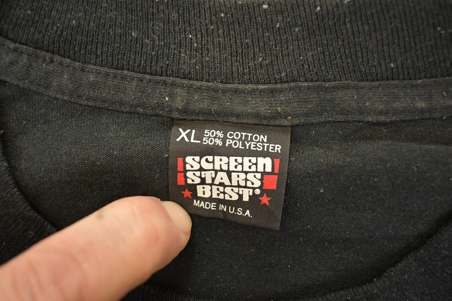 Vintage 1990s Screen Stars Best OSSEO Souvenir Aztec T-Shirt Men's L from propervintagecanada