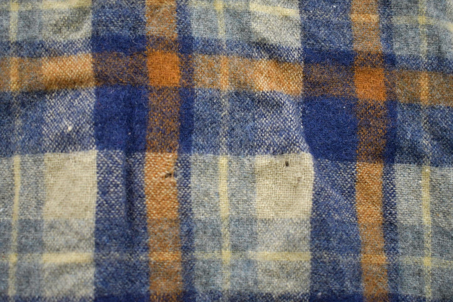 Vintage 1990s Sears Reprocessed Wool Plaid Flannel Button Up Shirt Men's Medium from propervintagecanada