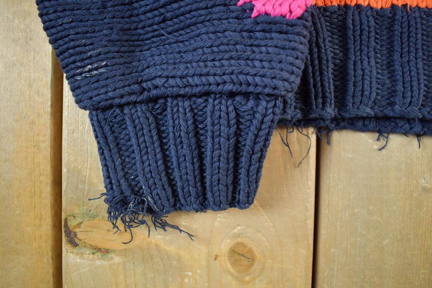 Vintage 1990s Seattle Bench Club Knit Abstract Pattern Crewneck Sweater Womens Large from propervintagecanada