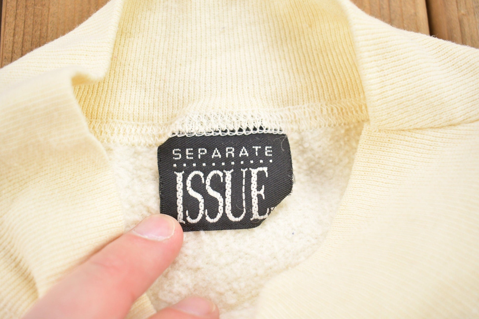 Vintage 1990s Separate Issue Floral Crewneck Sweater Men's Medium from propervintagecanada