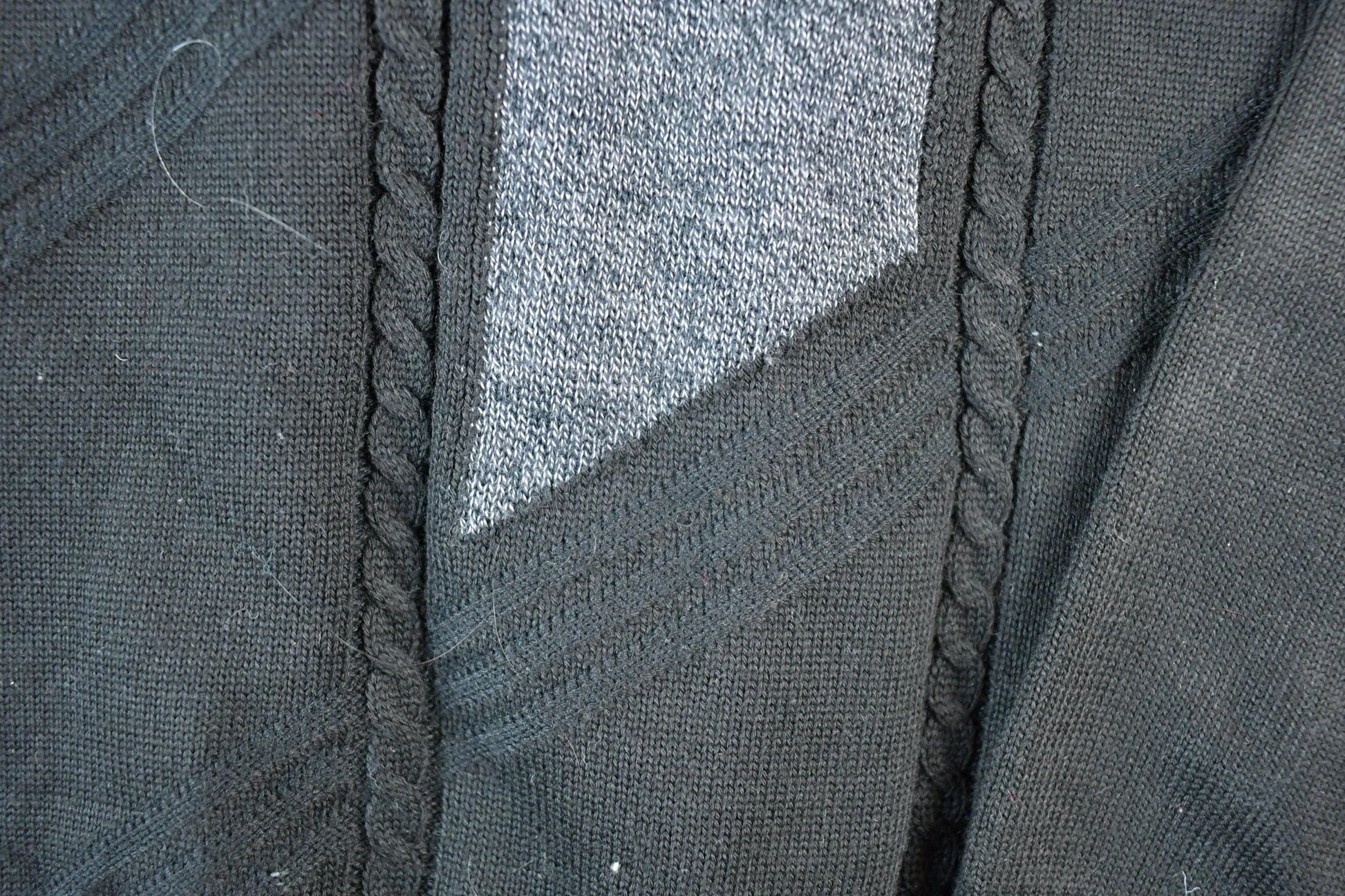 Vintage 1990s Sergio Louis Italy Knit Abstract Pattern Crewneck Sweater Mens XL from propervintagecanada