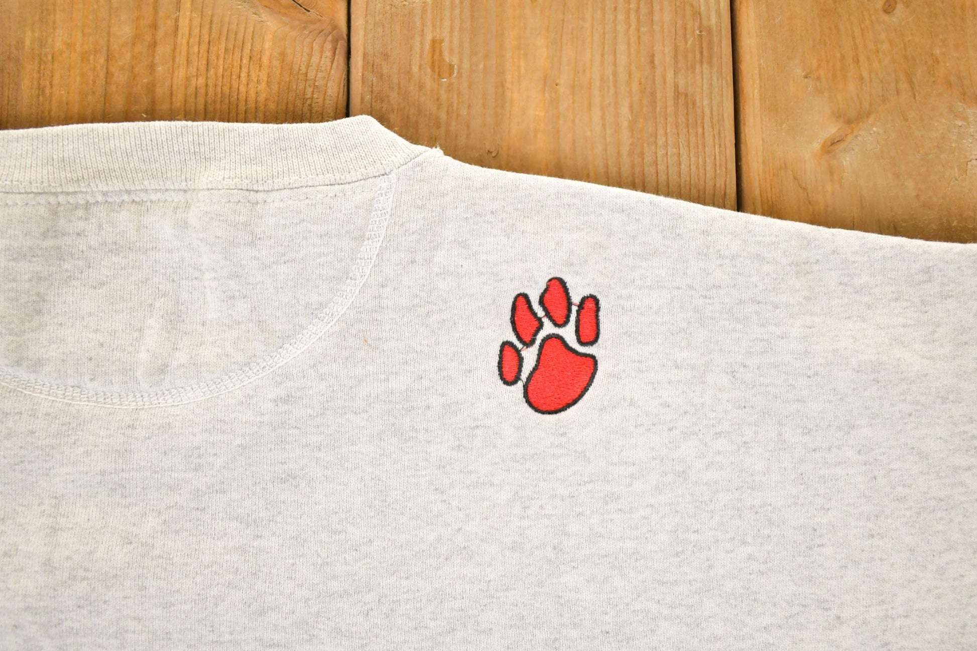 Vintage 1990s Shakobee Sabres Heavyweight University Crewneck Sweater Men's L from propervintagecanada