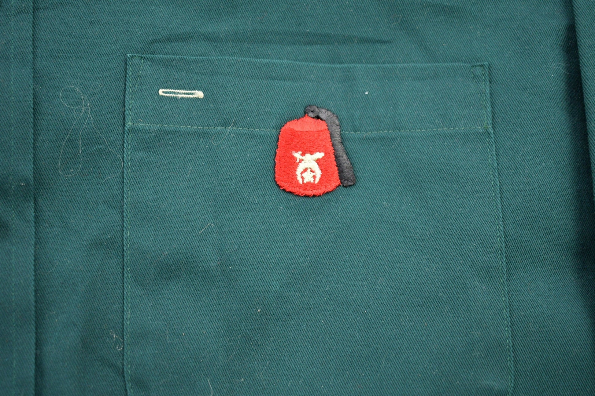 Vintage 1990s Shriners Blank Button Up Shirt Men's 2XL from propervintagecanada