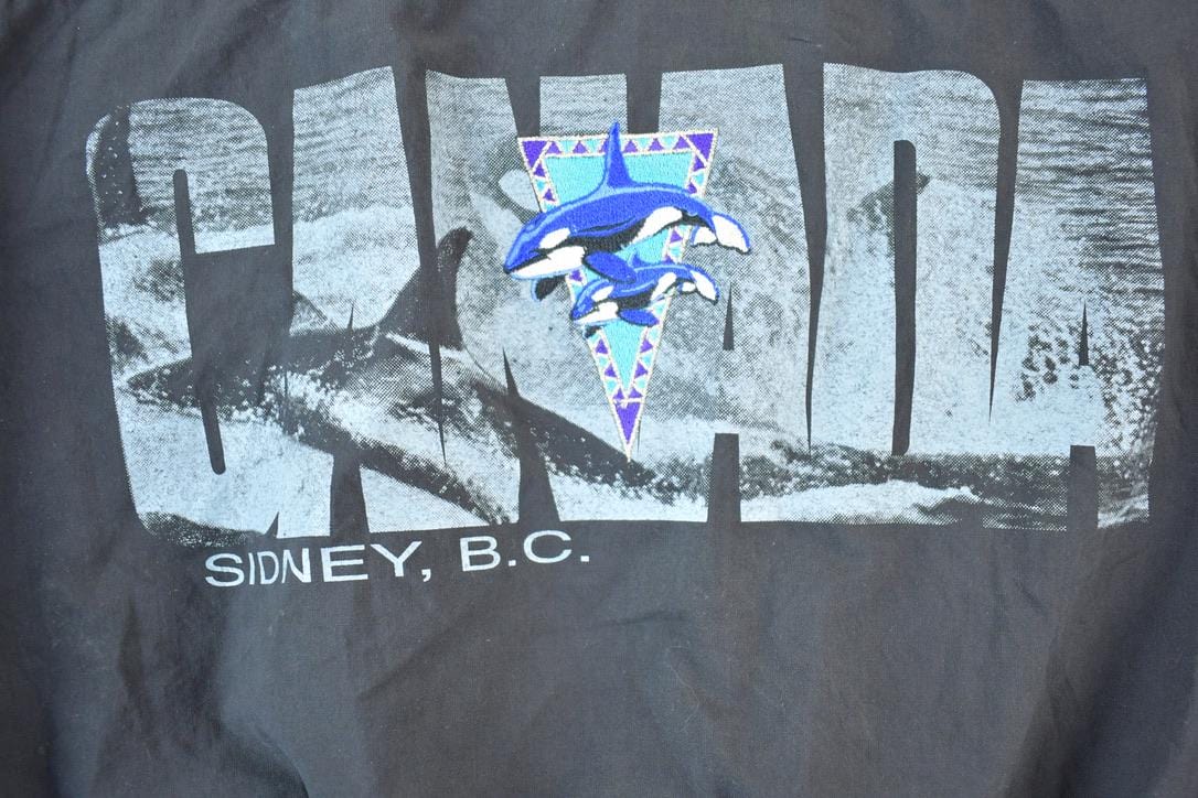 Vintage 1990s Sidney BC Canada Souvenir Single Stitch Graphic Print Long Sleeve Shirt from propervintagecanada