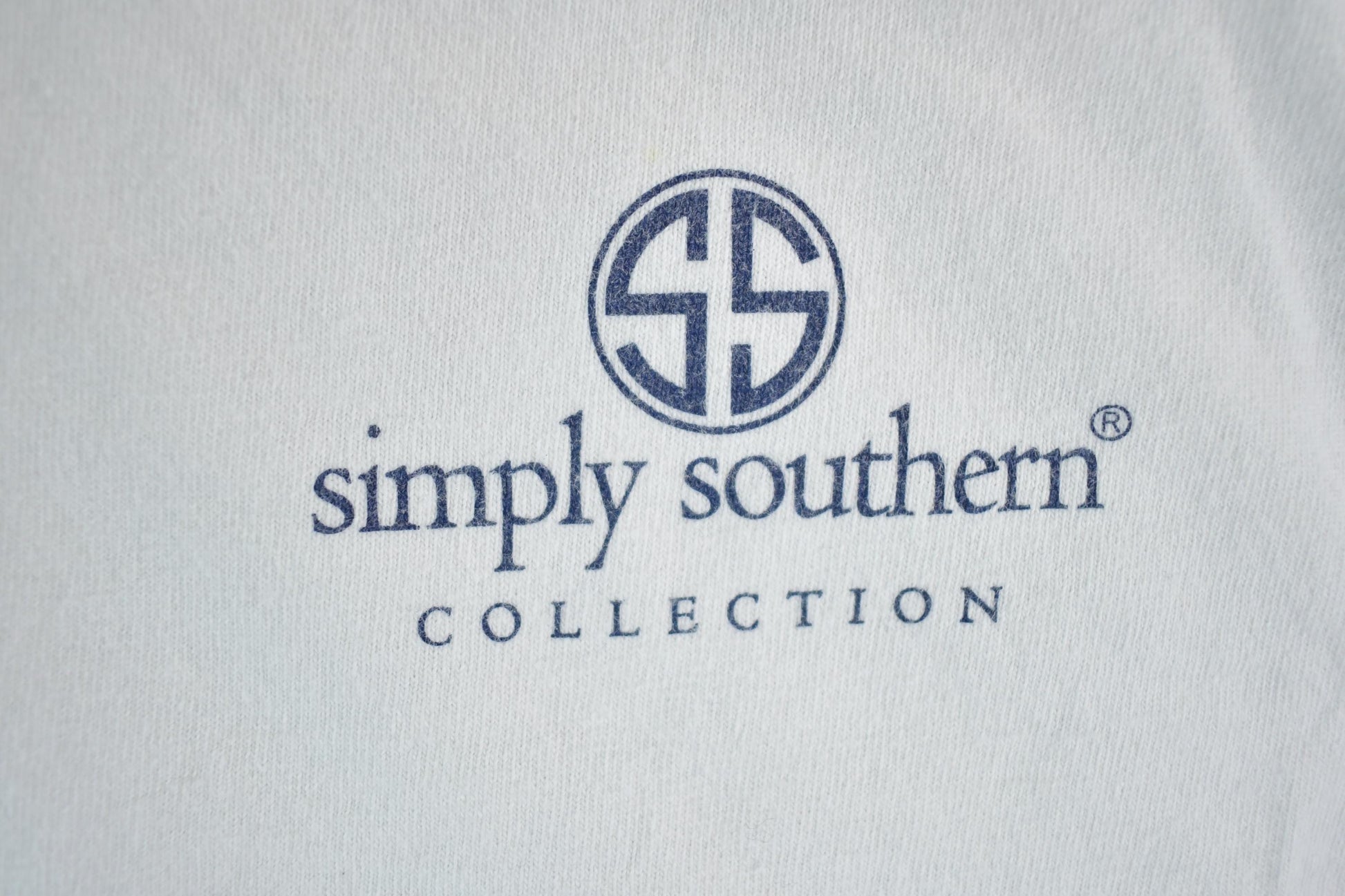 Vintage 1990s Simply Southern Animal Graphic T-Shirt Men's XL from propervintagecanada