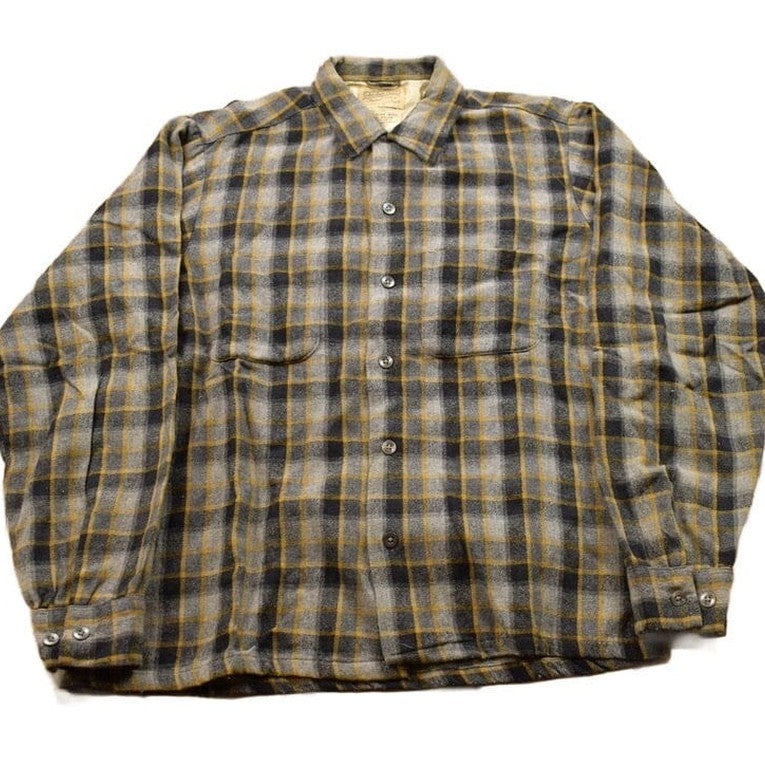Vintage 1990s Single Needle Wool Plaid Flannel Button Up Shirt Men's Medium from propervintagecanada