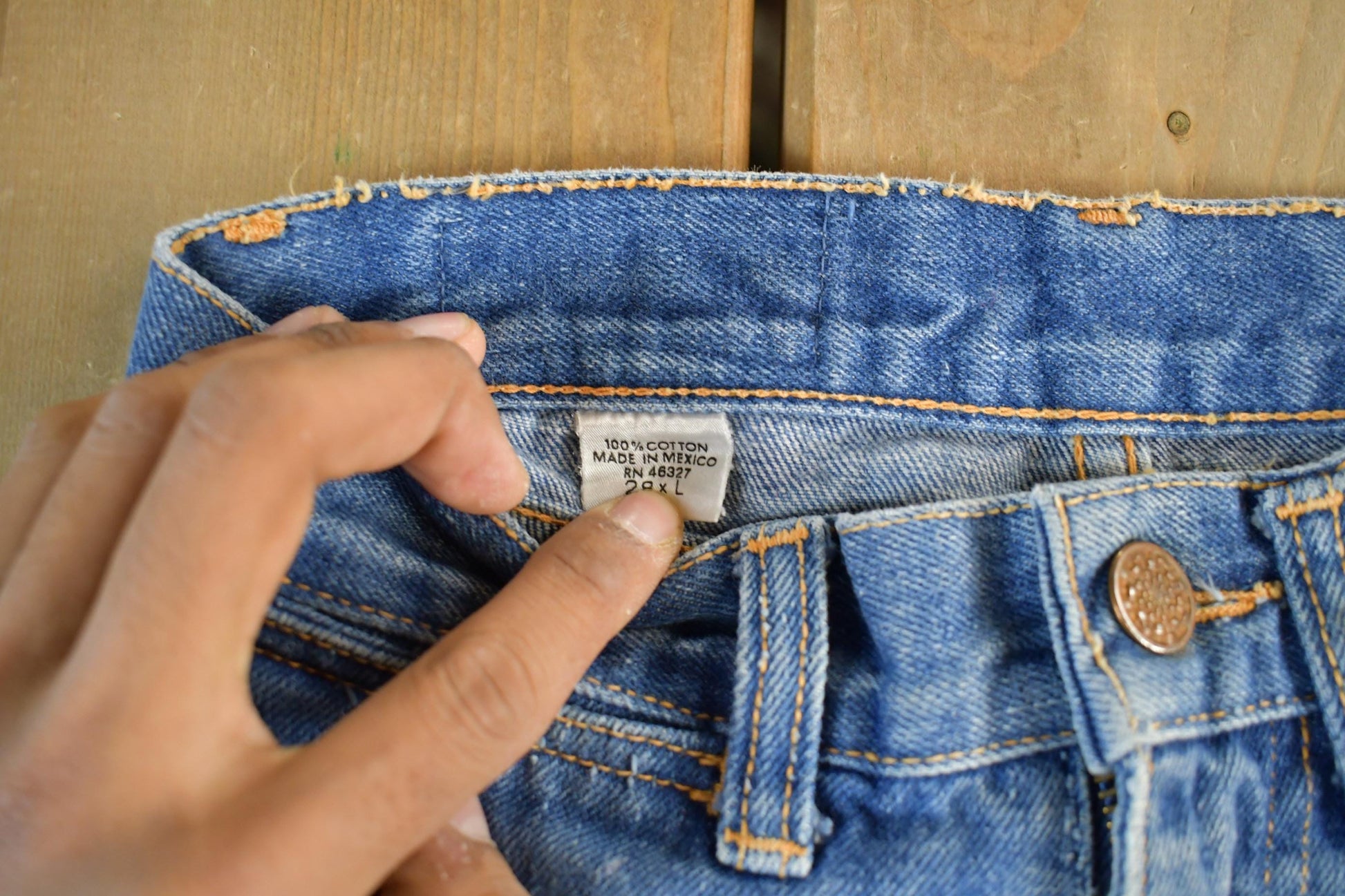 Vintage 1990s Single Spur Bootcut Denim Jeans Women's 24 x 36 from propervintagecanada