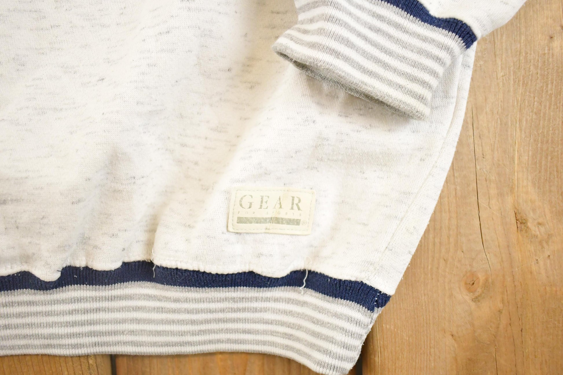 Vintage 1990s Ski Vale Gear For Sports Souvenir Winter Crewneck Sweatshirt Men's XL from propervintagecanada