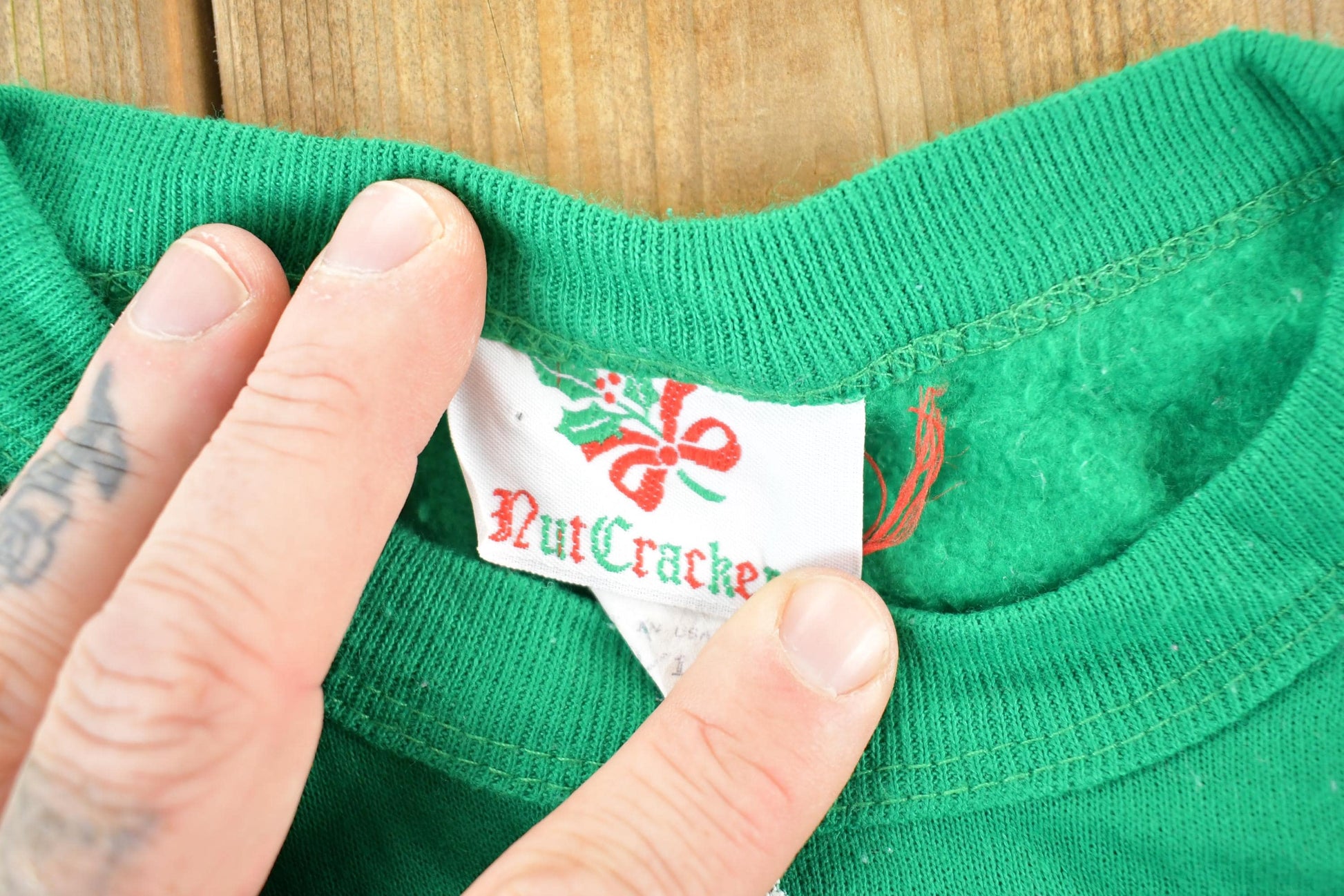 Vintage 1990s Skiing Santa AOP Crewneck Sweatshirt Youth L Men's Small from propervintagecanada