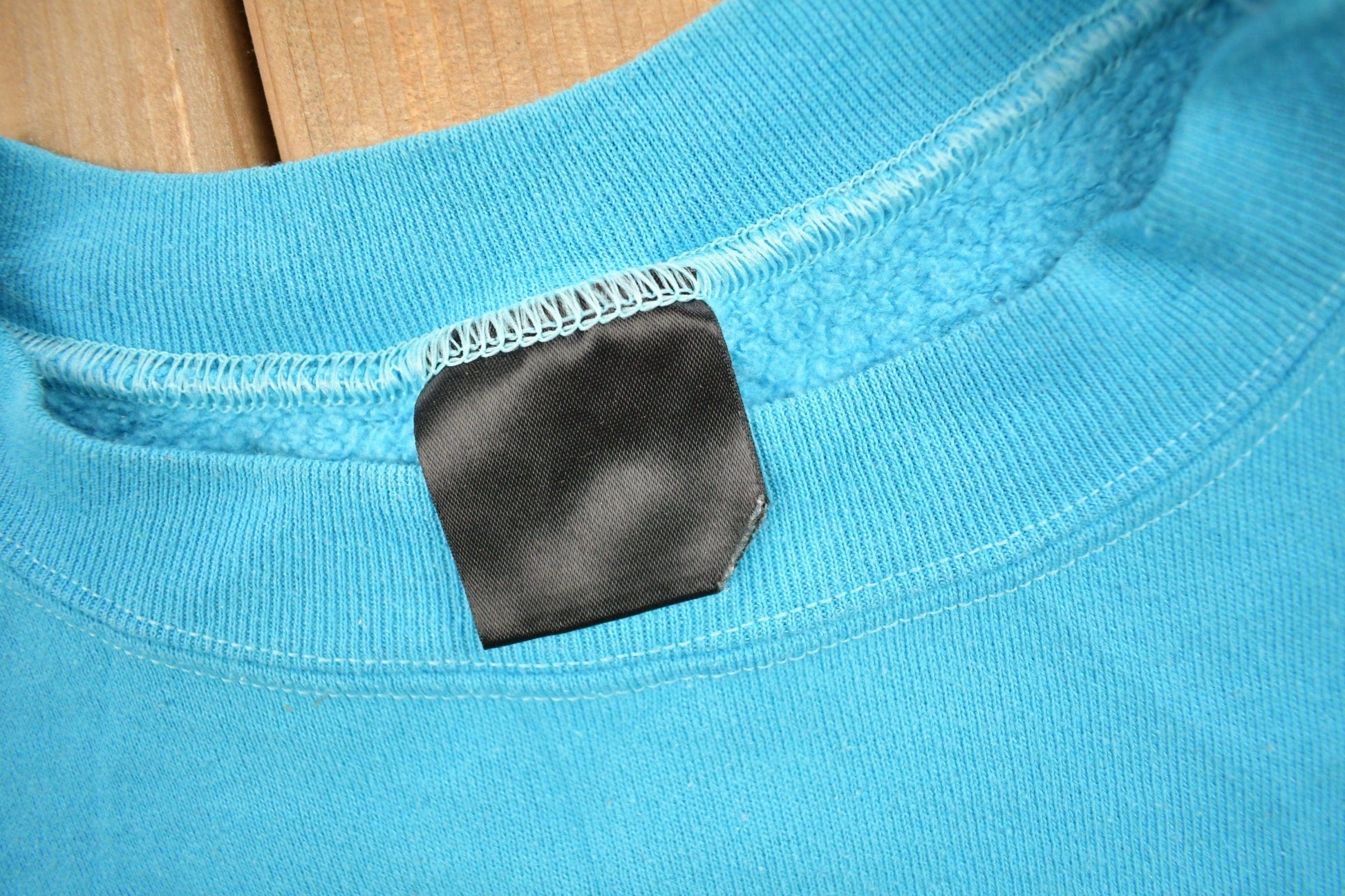 Vintage 1990s Sky Blue Blank Crewneck Sweatshirt Men's XL from propervintagecanada