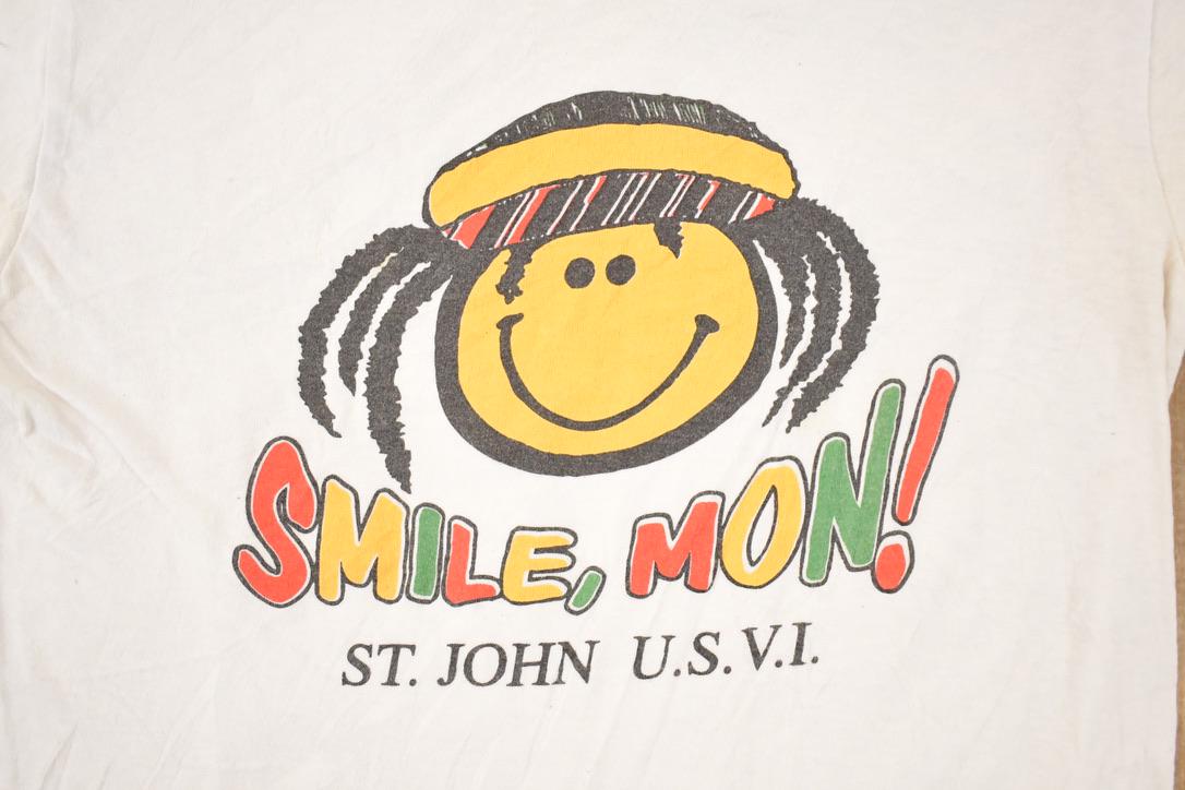 Vintage 1990s Smile Mon US Virgin Islands Souvenir Travel T-Shirt Youth M Men's Medium from propervintagecanada
