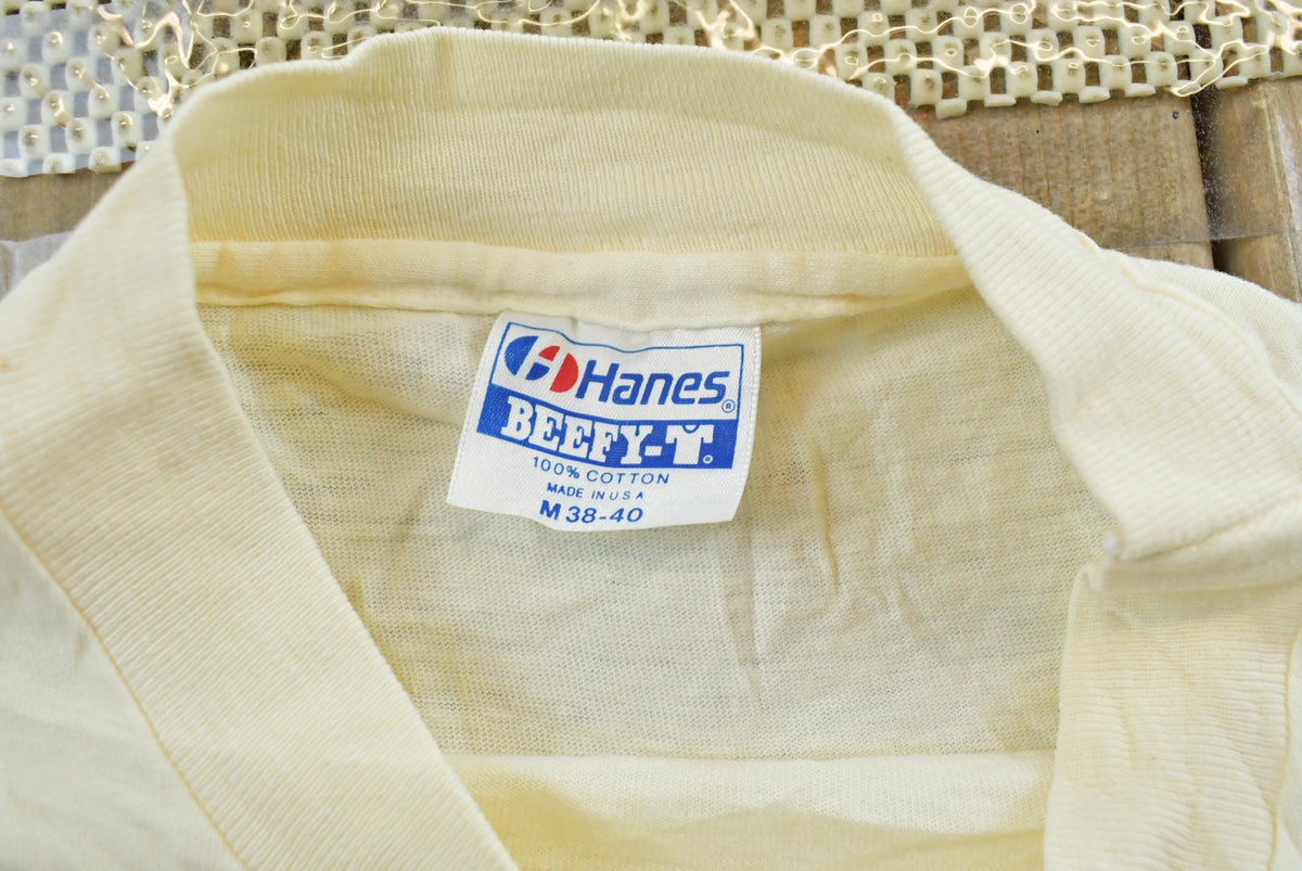 Vintage 1990s Smith College Logo T-Shirt Men's S from propervintagecanada