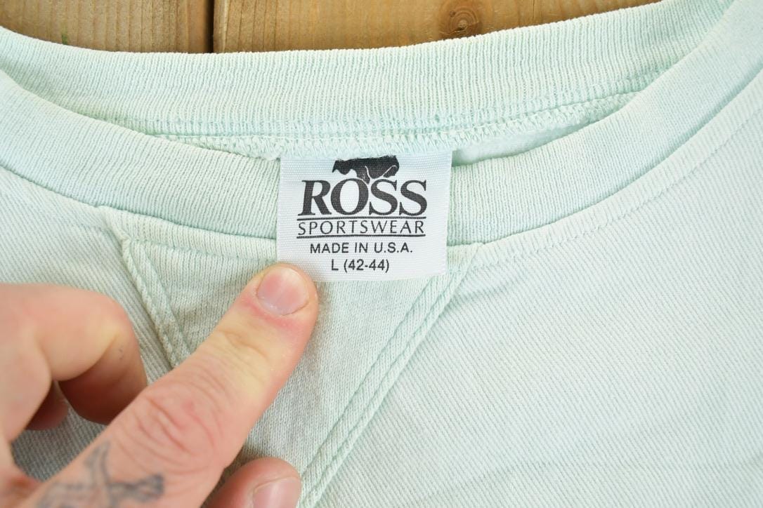 Vintage 1990s South Dakota Blues Souvenir Crewneck Sweatshirt Men's 2XL from propervintagecanada