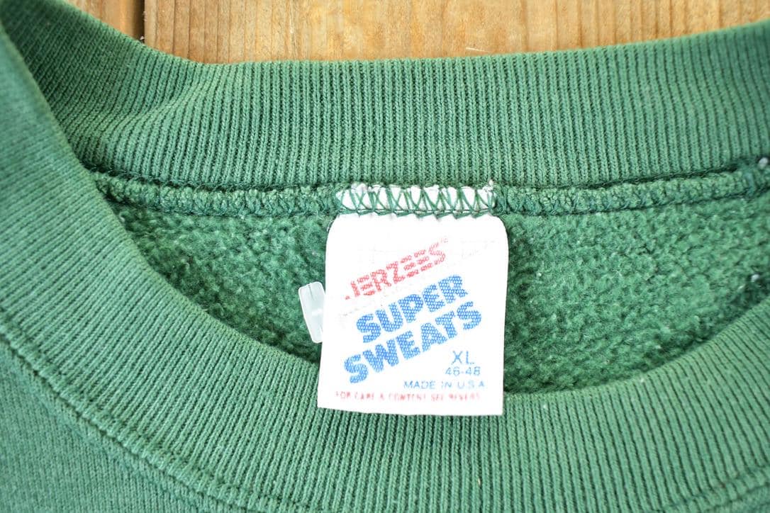Vintage 1990s South Dakota Crewneck Sweatshirt Mens XL from propervintagecanada