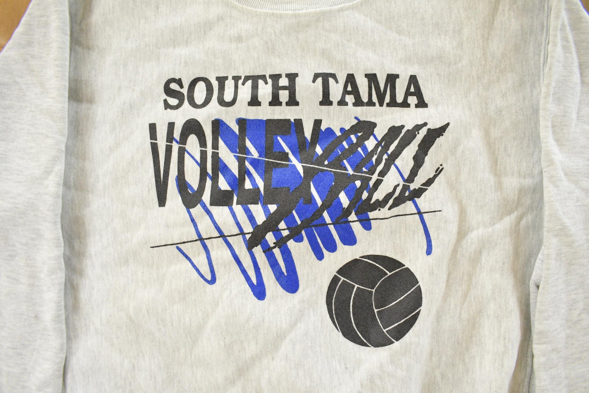 Vintage 1990s South Tama Volleyball Club Crewneck Sweatshirt Men's Large from propervintagecanada