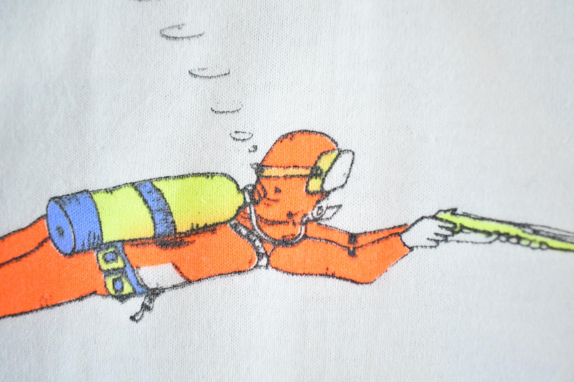 Vintage 1990s Spearfishing Cartoon Souvenir Touch Of Gold Single Stitch Graphic Print T-Shirt Men's Large from propervintagecanada