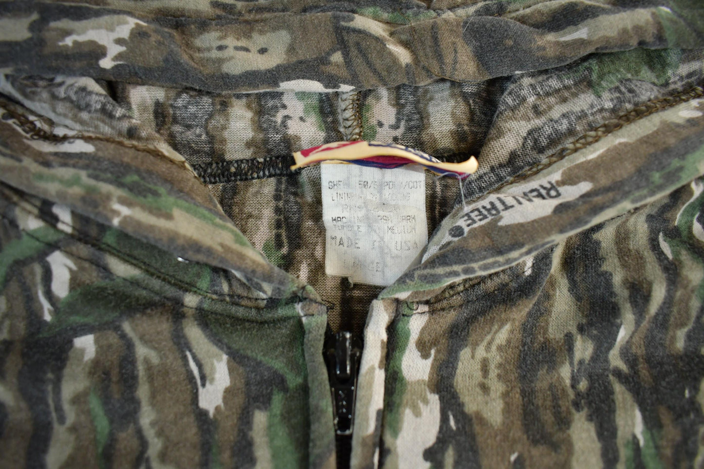 Vintage 1990s Sports Afield Realtree Camo Lightweight Zip Up Hoodie Men's Small from propervintagecanada