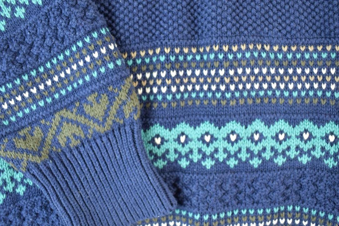 Vintage 1990s Sportswear Chunky Knit Abstract Pattern Crewneck Sweater Made In 90s Crewneck 100% Cotton Men's Medium from propervintagecanada