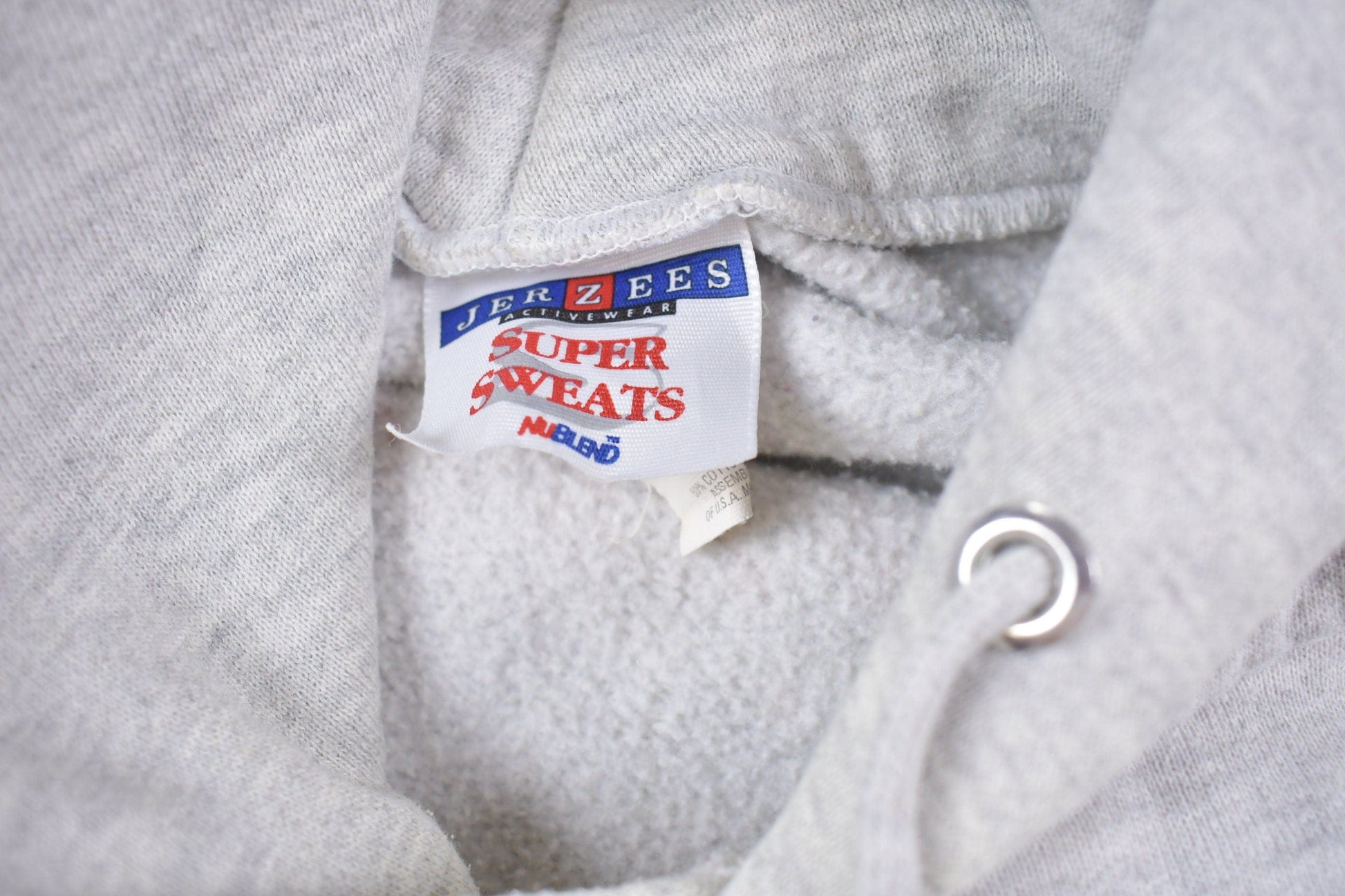 Vintage 1990s Springs CC Graphic Hoodie Men's Large from propervintagecanada