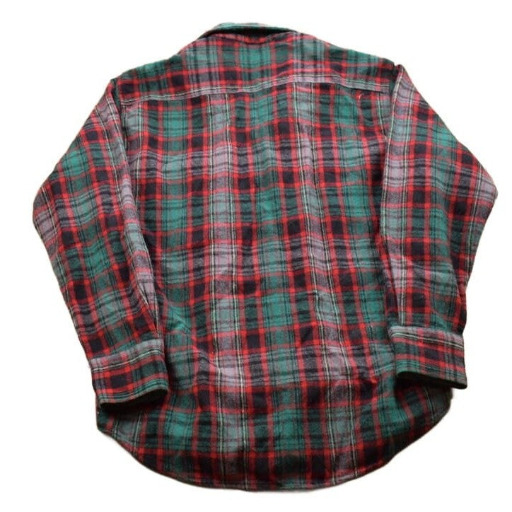 Vintage 1990s St John's Bay Plaid Flannel Button Up Shirt from propervintagecanada
