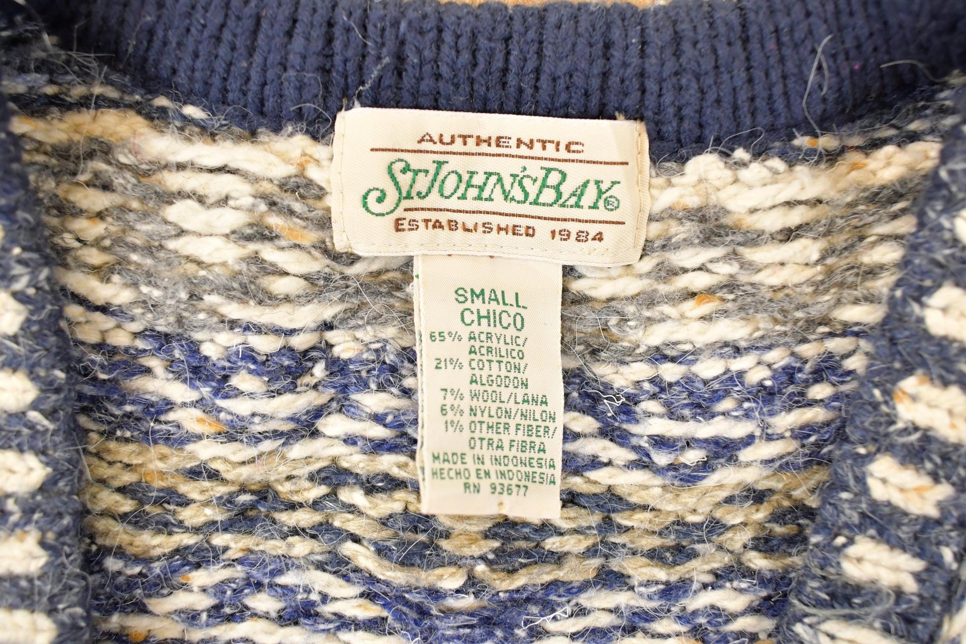 Vintage 1990s St Johns Bay Abstract Knit Cardigan Sweater Vest Men's S / Preppy Knit Cardigan / Fancy Knit Vintage Cardigan from propervintagecanada