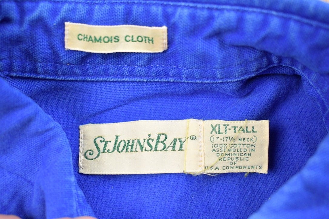 Vintage 1990s St Johns Bay Blank Blue Button Up Shirt Men's XL from propervintagecanada